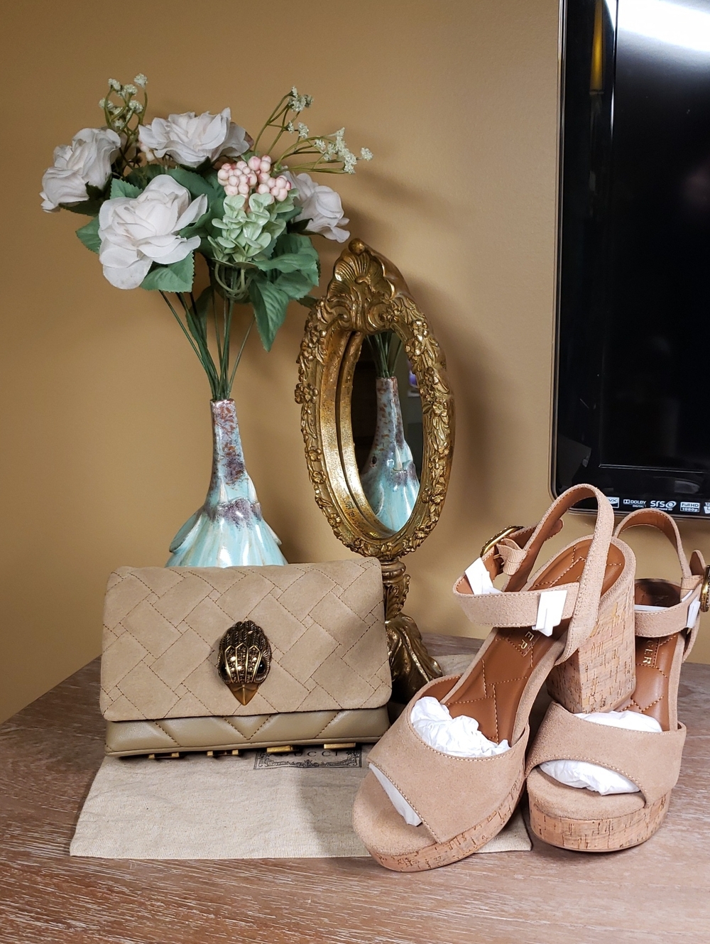 Kurt Geiger Tan Quilted Crossbody Bag w/ Brass Crystal Embellished Eagle NWT! - Picture 15 of 15